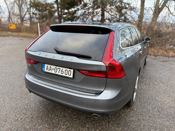 VOLVO V90 D4 2.0 140kW, A/T 8, 2019 kamera,virtual, FULL LED - 12