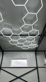 LED svetlá HEXAGON skladom - 12