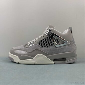 NIKE AIR JORDAN 4 FROZEN MOMENTS - 12