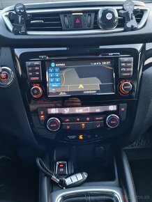 Nissan qashqai2 j11 - 12