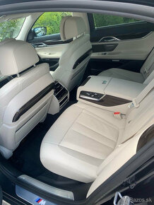 BMW 740d xDrive M packet - 12