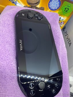 Sony PS VITA PCH-2016 - 12