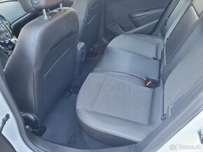 Predám Opel Astra J kombi 1,6 CDTi, 4/2017 - 12