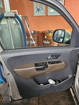 Volkswagen Amarok 2.0 BiTdi 132kw - 12