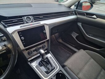 Predám Volkswagen Passat B8 combi 2,0tdi 140kw 2019 - 12