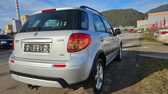 Rezervované Suzuki SX4 1.6 - 12