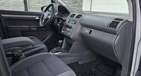 Volkswagen Touran 1.6 TDI DSG Comfortline - 12