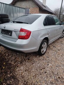 Rozpredám škoda Rapid 1.6Tdi 66,85kw CAYB CXMA - 12