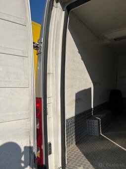 IVECO DAILY 2,3 L3H2 - chladicí izoterm - 12