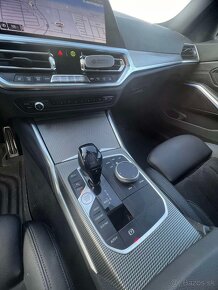 BMW rad 3 M 320i xDrive A/T - 12