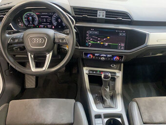 AUDI Q3 45TFSi e - 12