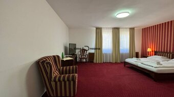 NA PREDAJ hotel s reštauráciou - 12