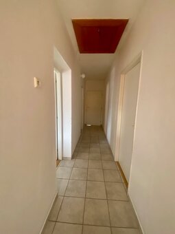 Rodinný dom - Apartmánový dom na predaj, Veľký Meder - 12