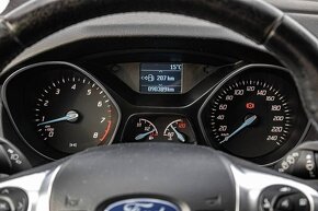 Ford Focus Kombi 1.0 SCTi 125k Titanium - 12