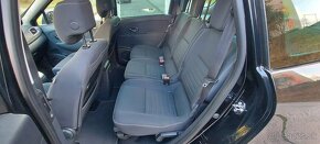 Renault Grand Scenic 7 miestny - 12