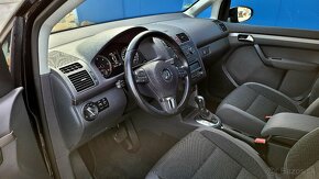 Volkswagen Touran 2.0 TDI Comfortline DSG - 12