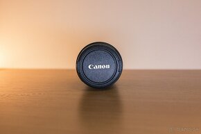 Canon EOS 77D - 12