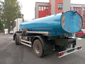 Mercedes Benz Axor - 12