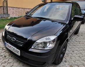 Kia Rio - 12