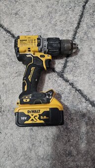 Dewalt náradie - 12