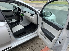 Škoda Rapid 1.2 TSi 63kw naj 119t serviska - 12