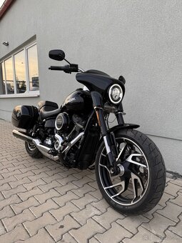 HARLEY DAVIDSON FLSB SPORTGLIDE - 12