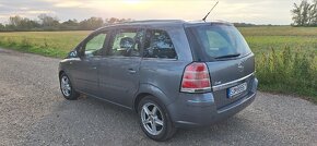 Opel Zafira 1.9 CDTi - 12