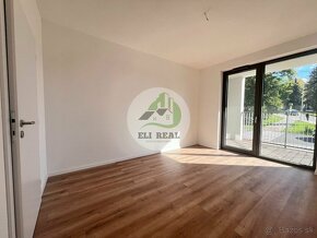 Na predaj 2-izbový byt v štádiu holobytu – 60 m² + balkón 10 - 12