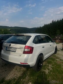 Škoda rapid 1.6tdi 66kw - 12