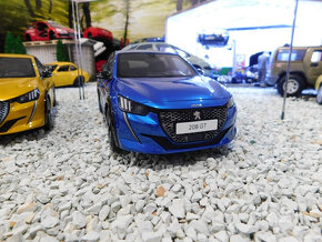 model auta Peugeot 208 GT žltá/modrá Otto mobile 1:18 - 12