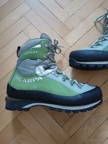 SCARPA goretex turisticke topanky VIBRAM velkost 39,5 - 12