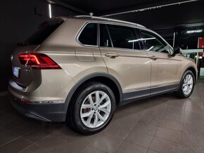 Volkswagen Tiguan - 12