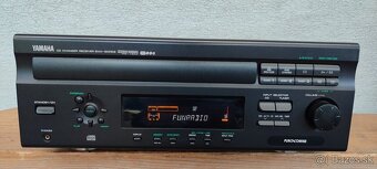 Receiver YAMAHA - 12