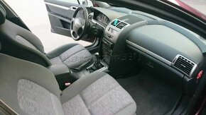 Peugeot 407sw 1.6hdi - 12