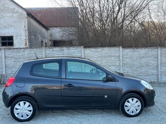 Renault Clio 1.2 Authentique - 12