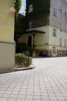 Na prenájom administratívny priestor, 111 m², Jakubovo nám., - 12