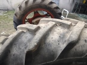 1/2 traktor Zetor 4712 - 12