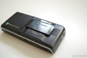 Sony Ericsson K800i - 12