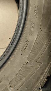 Zimné Goodyear Ultragrip Perfomance 215/60/16 99H - 12