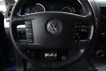 Volkswagen Touareg R50 5.0 TDI V10 už od 249€ mesačne - 12