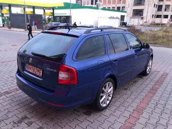  Škoda Octavia combi 2,0 Tdi DSG 80000km - 12