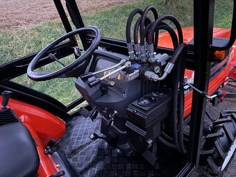 Japonský traktor KUBOTA GL 23 Diesel 3 válec, 23HP - 12