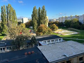 2 izbový byt s balkónom v BA II, Ružinov, Exnárová ul. - 12