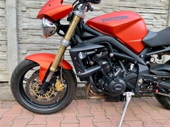 TRIUMPH Street Triple 675R 25kw - 12