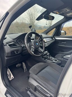 BMW rad 2 Gran Tourer 218d M Sport A/T - 12