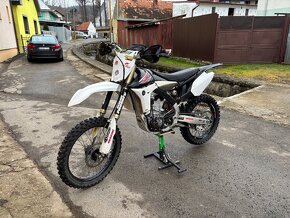 Yamaha YZ450F - 12