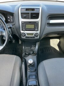 KIA SPORTAGE 2.0 4X4 - NA PREDAJ / NA SPLATKY - 12