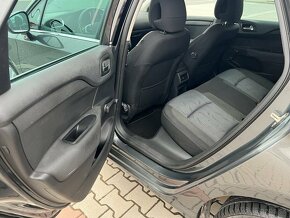 Citroen C4 1.6 HDi 82kw digi klima, 6 rychlosti - 12