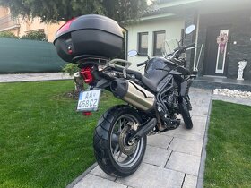 Triumph tiger 800 - 12