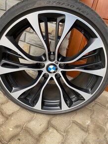 Originál BMW STYLE 599 + pneumatiky PIRELLI P ZERO E - 12